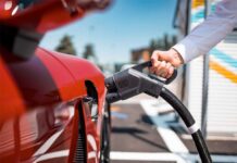 Porsche integra Free-To-X al proprio servizio di ricarica