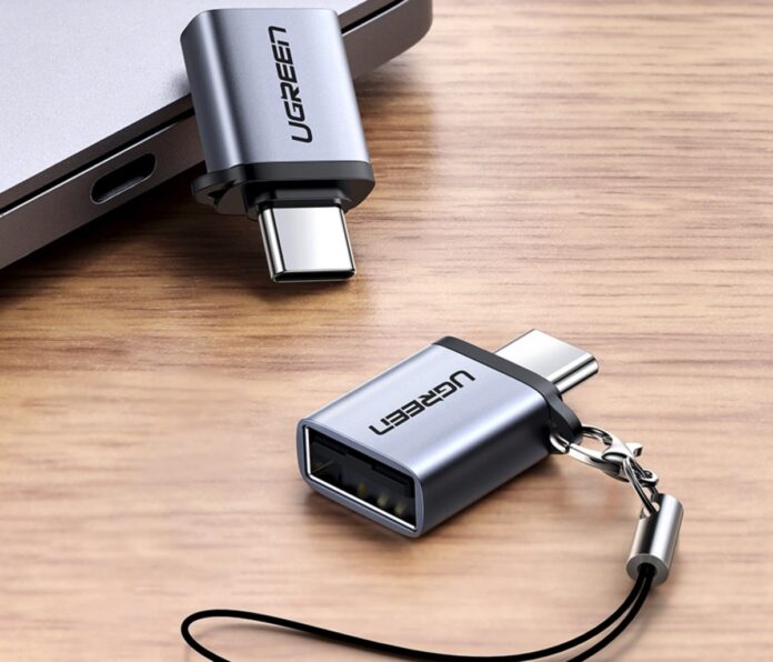 Adattatore UGREEN per USB-C da USB-A a meno di 7 euro