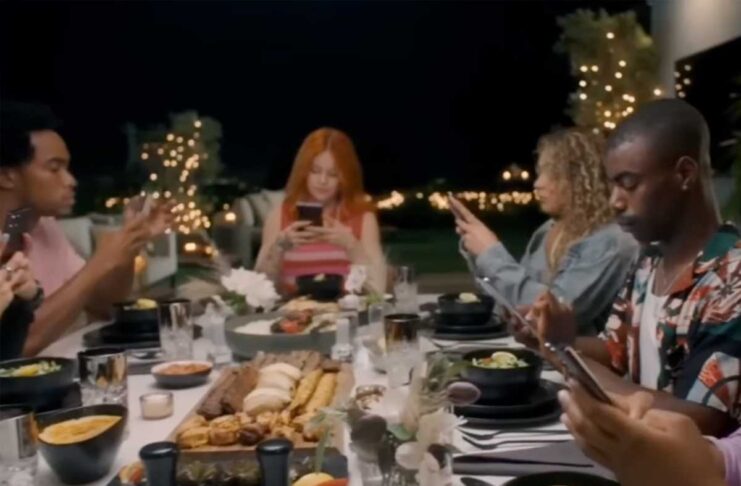 Secondo Samsung per la dipendenza da troppa tecnologia… serve ancora più tecnologia