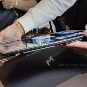 ASUS Zenbook 17 Fold OLED, il portatile tutto pieghevole sbarca a IFA 2022