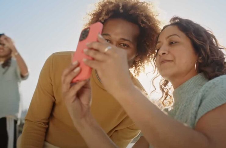 Apple, un filmato con consigli e tecniche per scattare foto con iPhone