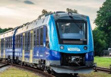 In Germania il primo treno passeggeri a idrogeno In Germania il primo treno passeggeri a idrogeno