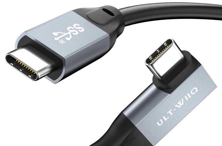 ULT-WIIQ, un cavo da USB-C a USB 3.2 da 100W angolato di 90°