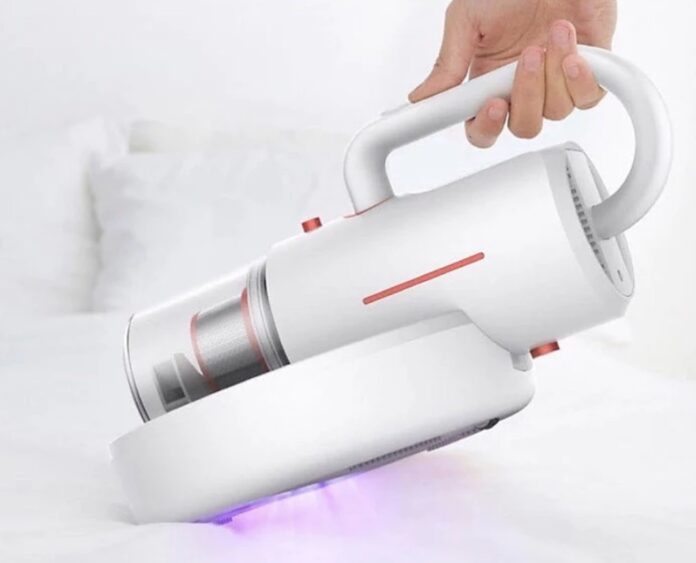 Deerma CM1900, aspirapolvere senza fili con luce UV