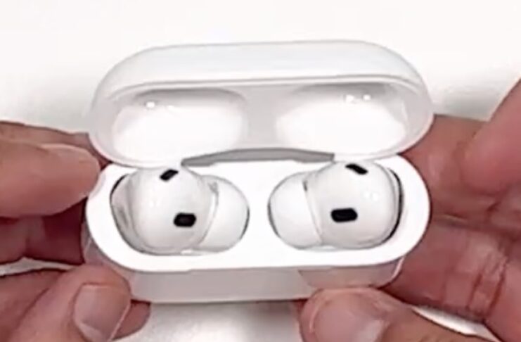 AirPods Pro 2022 migliorano tutto ma non il design nelle recensioni