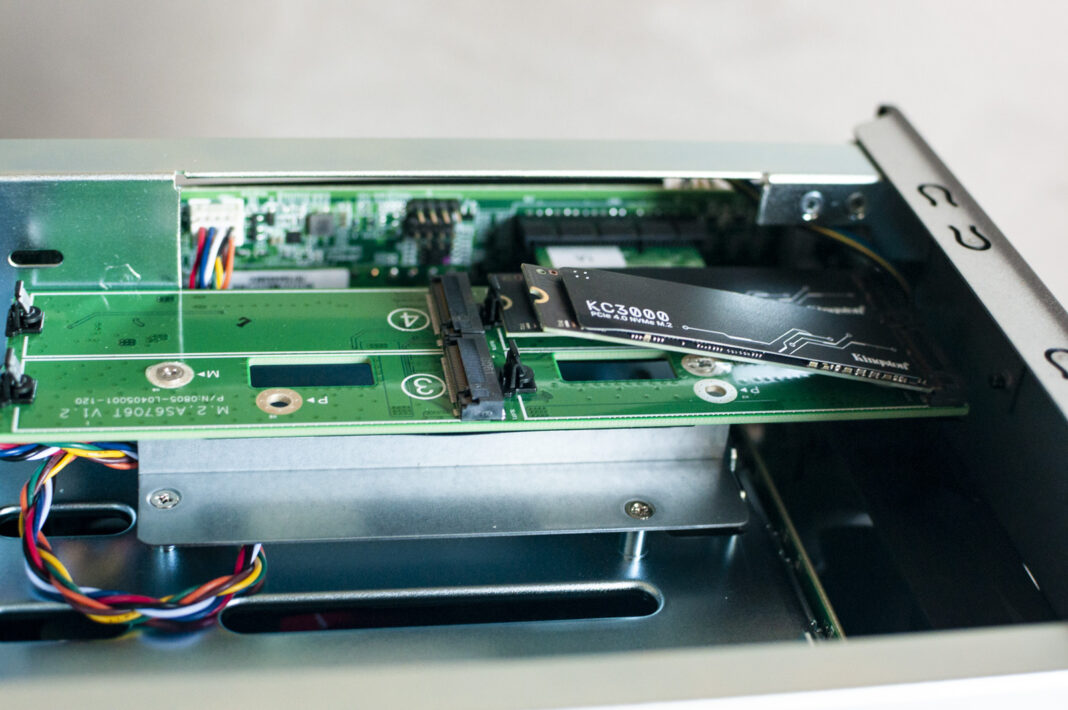 Recensione NAS Asustor AS6704T Lockerstor 4 Gen2, per chi cerca ...