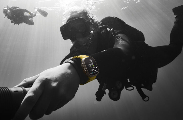 Apple Watch Ultra indica temperatura dell’acqua nel nuoto e nelle immersioni