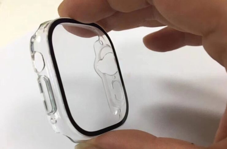 Apple Watch Pro, le cover puntano a nuovo design e schermo piatto