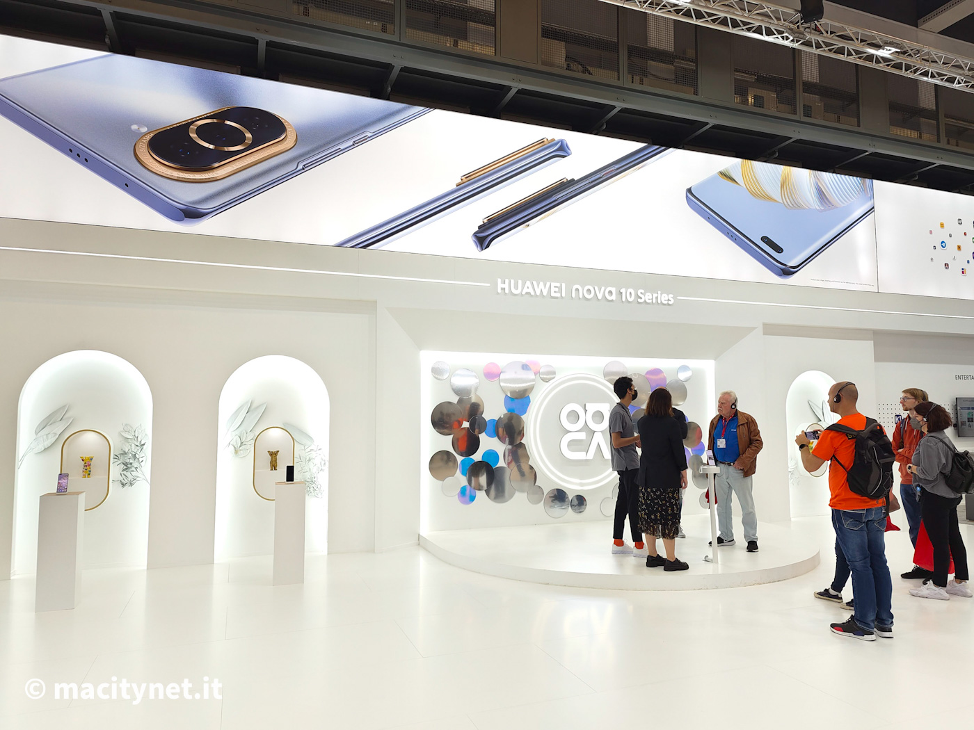 Huawei at IFA 2022 with many new features including smartphones, tablets and health watches