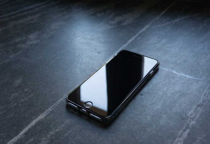 Apple vuole rendere gli iPhone ancora ancora più resistenti