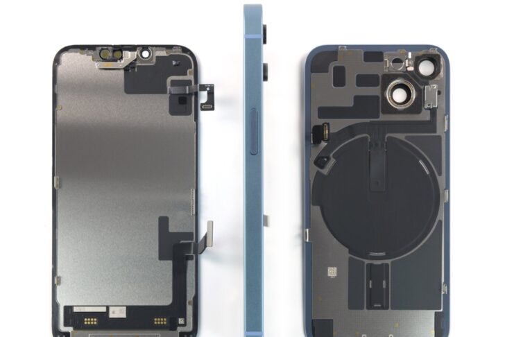 iPhone 14 smontato, dentro cambia tutto, è il più riparabile