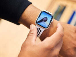 Il mercato degli smartwatch frena, Apple no: crescita record e nuova spinta dall’AI e dai sensori salute Apple Watch Series 8 e Apple Watch Ultra, Cupertino indaga sui problemi al microfono