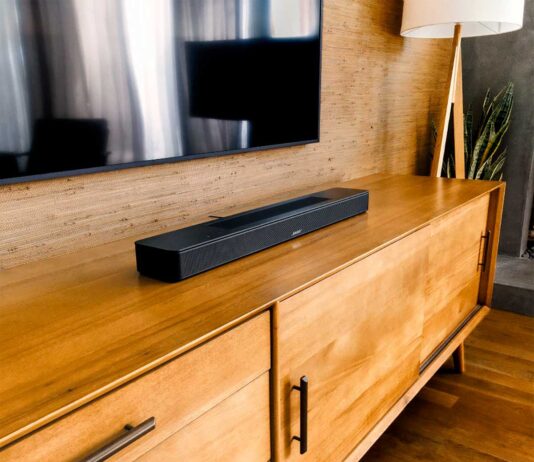 Bose, la nuova SoundBar 600 è compatta e compatibile AirPlay 2