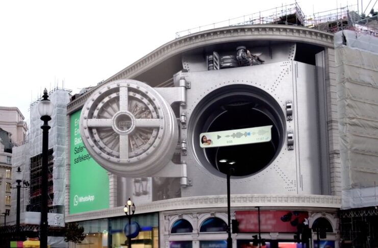 WhatsApp, lo spettacolare spot 3D incanta Londra