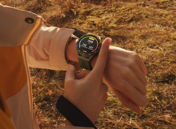 Huawei Watch GT 3 SE punta su sport e salute a prezzo contenuto