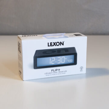 Recensione Lexon Flip Plus, sveglia elegante, semplice e geniale