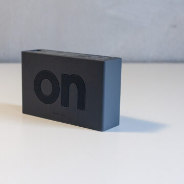 Recensione Lexon Flip Plus, sveglia elegante, semplice e geniale