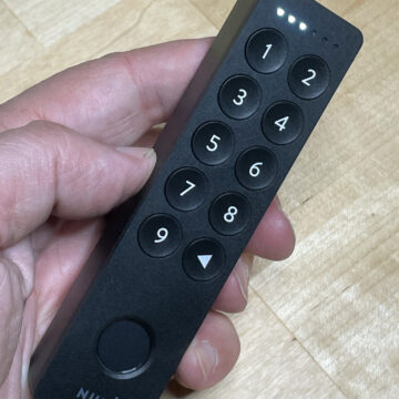 Unboxing di Nuki Keypad 2 con impronta digitale per Smart Lock
