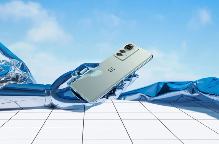 Black Friday, sconto a 319,99€ sull’eccellente smartphone Android OnePlus Nord 2T 5G