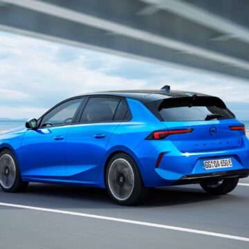 Opel Astra disponibile anche in versione elettrica