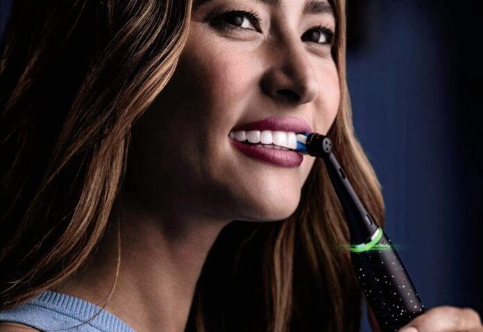 Cyber Monday, Oral-B Io 10 la Ferrarid egli spazzolini elettrici a