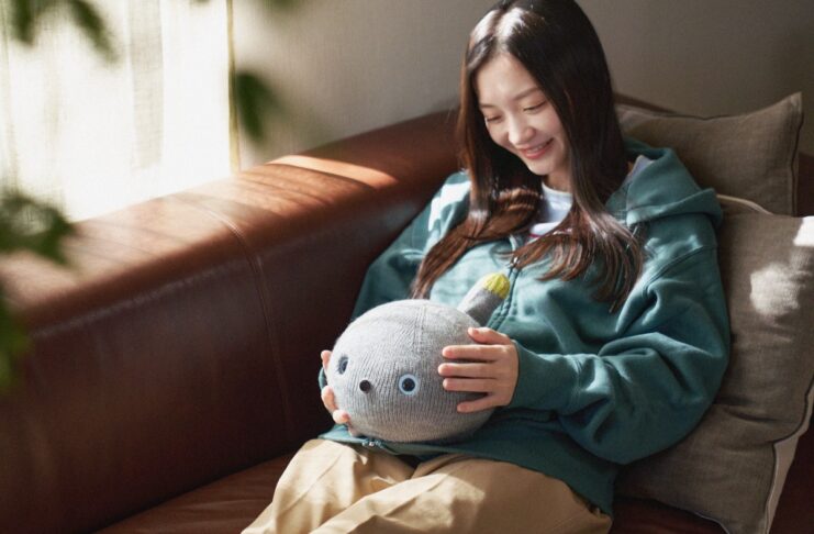 Panasonic Nicobo è il robot da compagnia in abbonamento