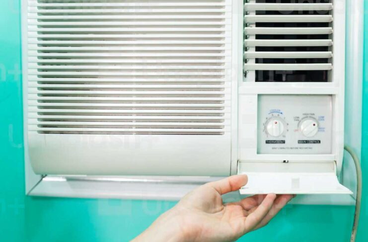 Il governo giapponese vorrebbe spegnere i condizionatori da remoto