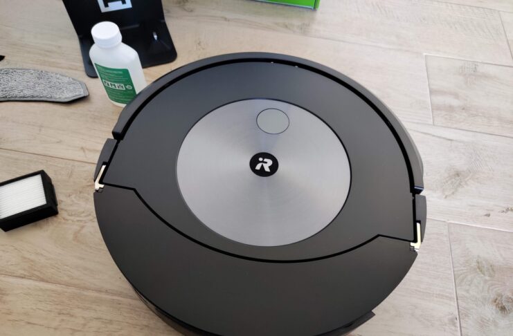 Recensione Roomba Combo j7, aspira e lava con il mocio retrattile