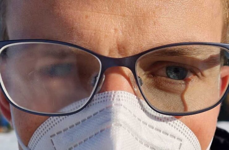 Un nuovo materiale permetterà di dire addio agli occhiali appannati