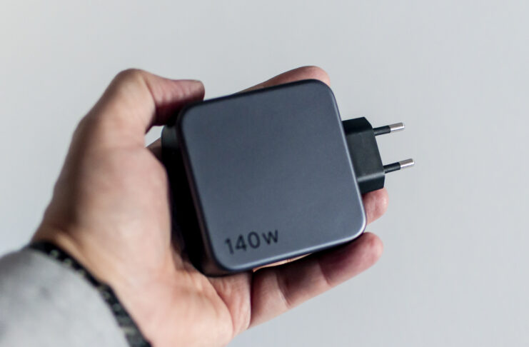 Recensione Ugreen Caricatore USB C 140W PD 3.1