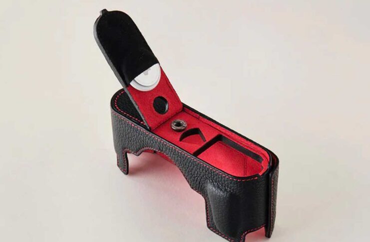 Oberwerth protegge le fotocamere Leica con AirTag