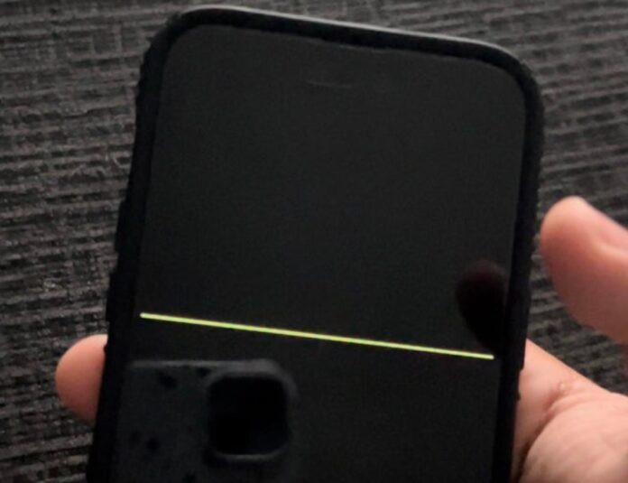 iPhone 14 Pro, alcuni mostrano linee lampeggianti all’avvio