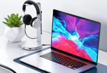 Supporto cuffie in alluminio Satechi, tre porte USB, jack da 3,5mm sconto a 25,99€