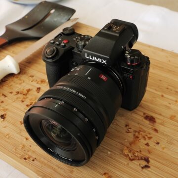 Panasonic Lumix S5II e Lumix S5IIX, mirrorless con autofocus a rilevamento di fase