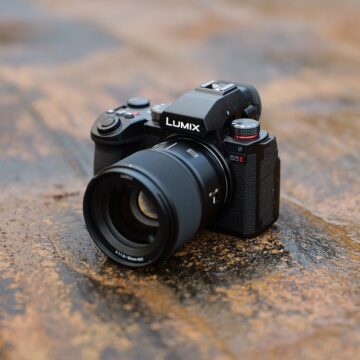 Panasonic Lumix S5II e Lumix S5IIX, mirrorless con autofocus a rilevamento di fase