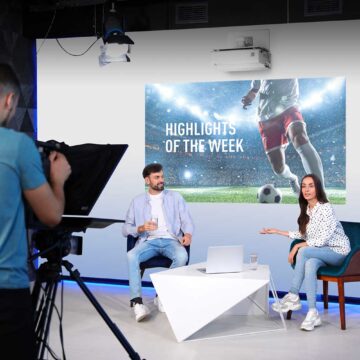 Panasonic LCD PT-CMZ50 è un nuovo proiettore per distanze ultra-corte