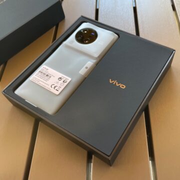 Recensione Vivo X80 Pro con tecnologia Zeiss, il top di gamma per chi ama la fotografia