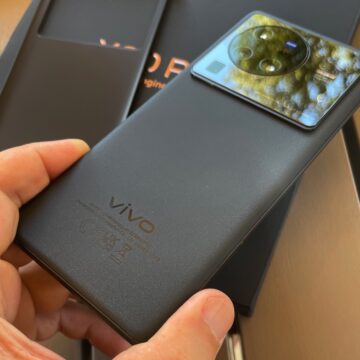 Recensione Vivo X80 Pro con tecnologia Zeiss, il top di gamma per chi ama la fotografia