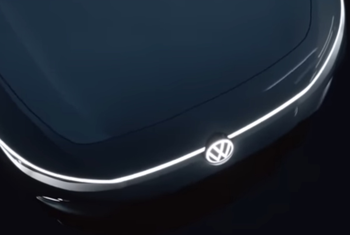 ID.Aero è la prima berlina completamente elettrica di Volkswagen
