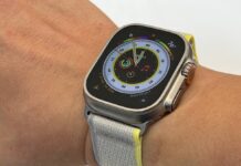 Apple Watch 2025 avrà schermo con tecnologia micro LED
