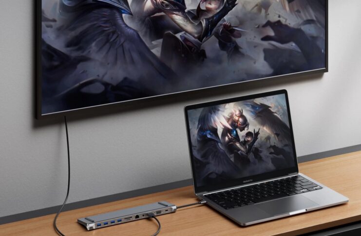 Hub 11-in-1 con funzione di stand in a soli 8,39 €