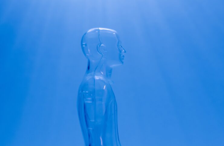 L’abuso della AI porta ad emulare le voci delle celebrità