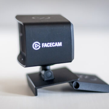 Recensione Elgato Facecam, una piccola reflex in una grande webcam
