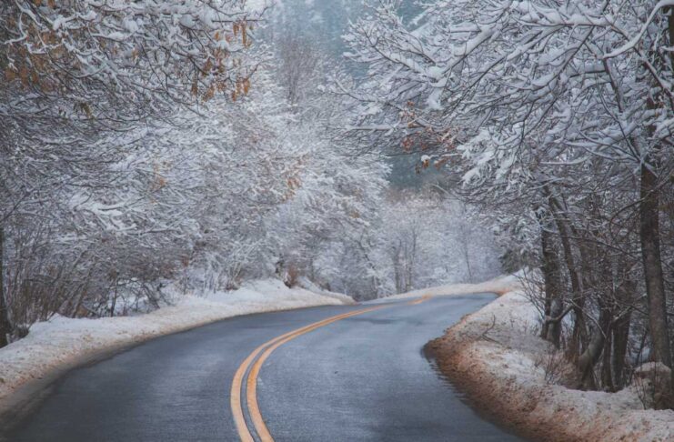 Un additivo per l’asfalto impedisce per anni la formazione di ghiaccio