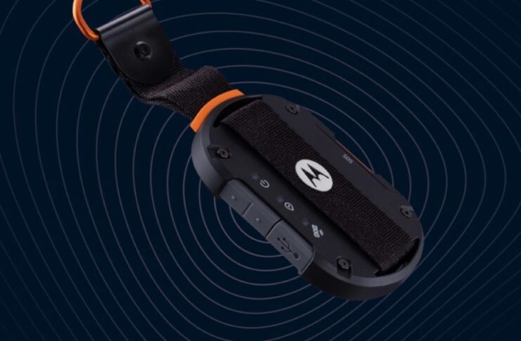 Con Motorola Defy Link ogni iPhone e Android parla col satellite