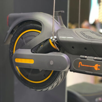 Segway Ninebot MWC23 11