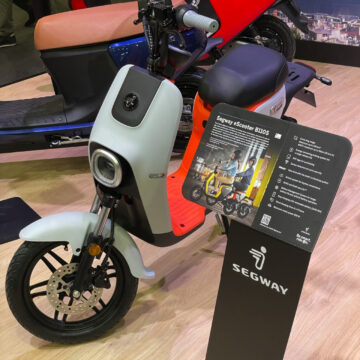 Segway Ninebot MWC23 22