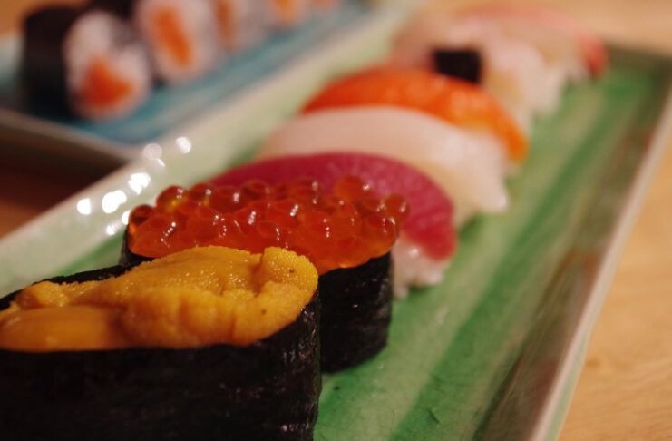 Il terrorismo sushi è da idioti, sarà contrastato con telecamere AI