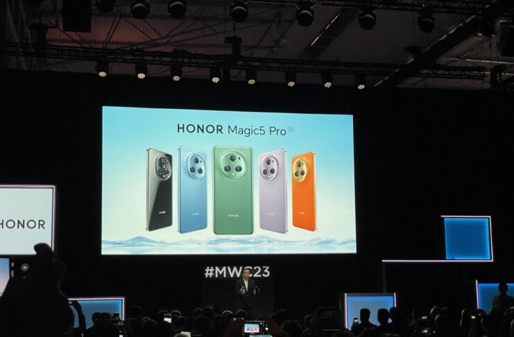 Al MWC23 Honor Magic5 Pro ruba la scena