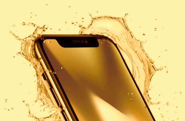 iPhone resiste (per poco) nell’olio bollente